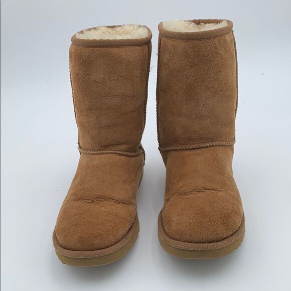 UGG in classic chestnut brown suede leather wool shearling lined Womans size 8 - Picture 3 of 8